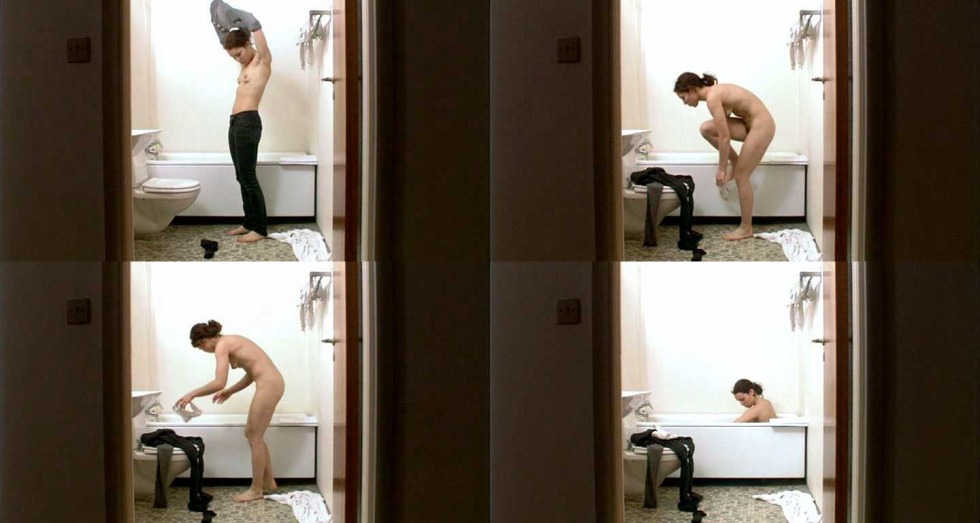 Actress Numi Rapas naked