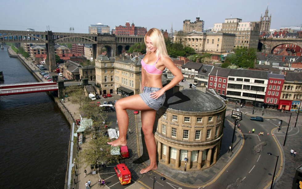 Giantess Jenny Czech