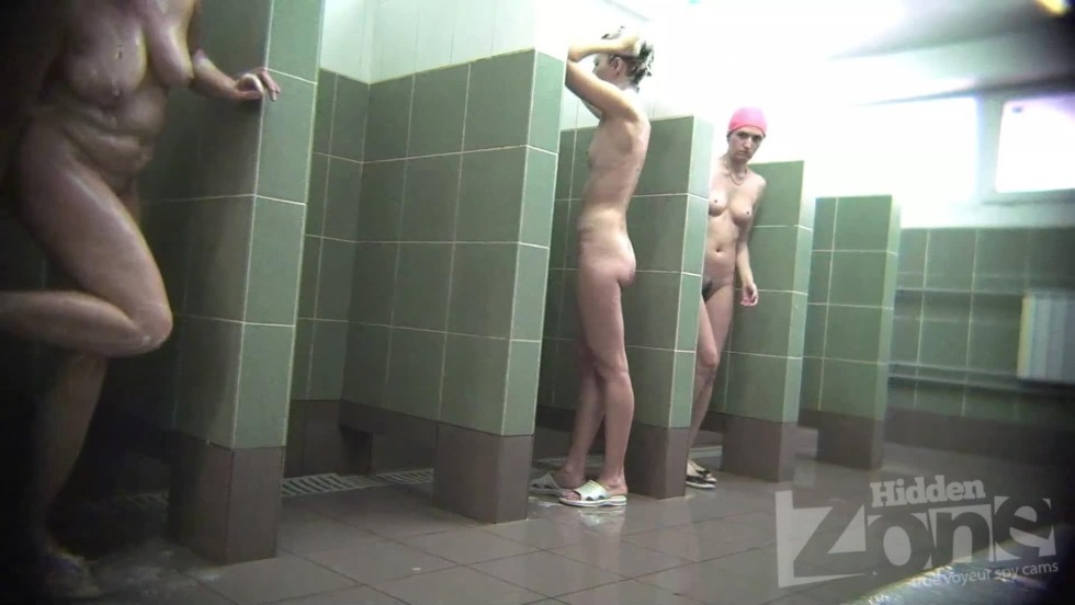 Exhibitionism in the shower