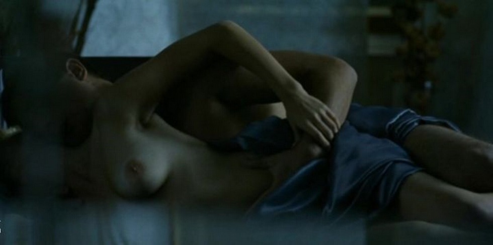 Bella Thorne Bed Scenes