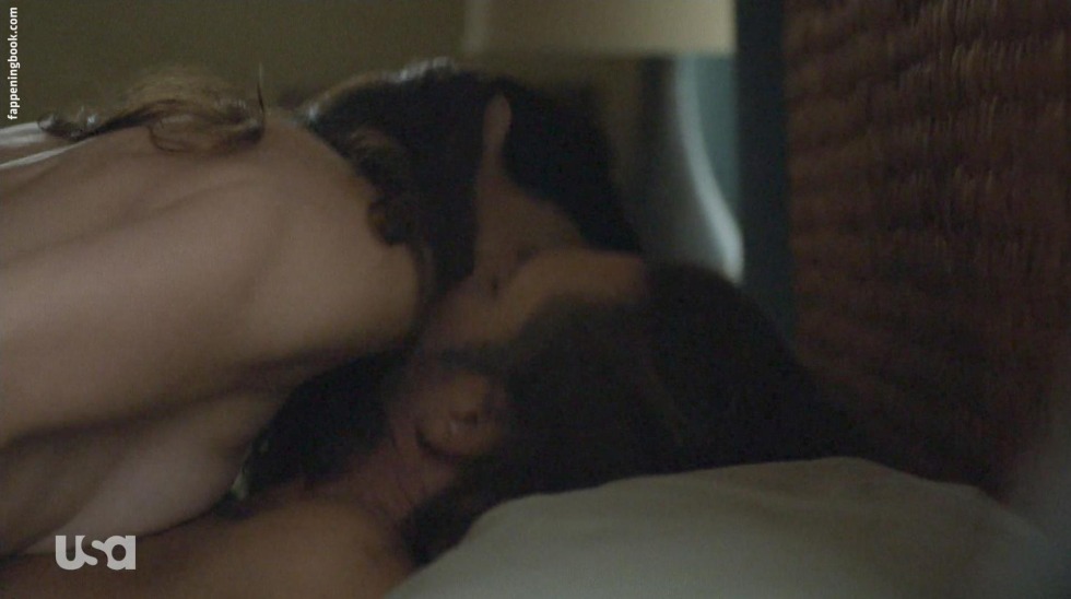 Sarah Wayne Callis Erotic scenes