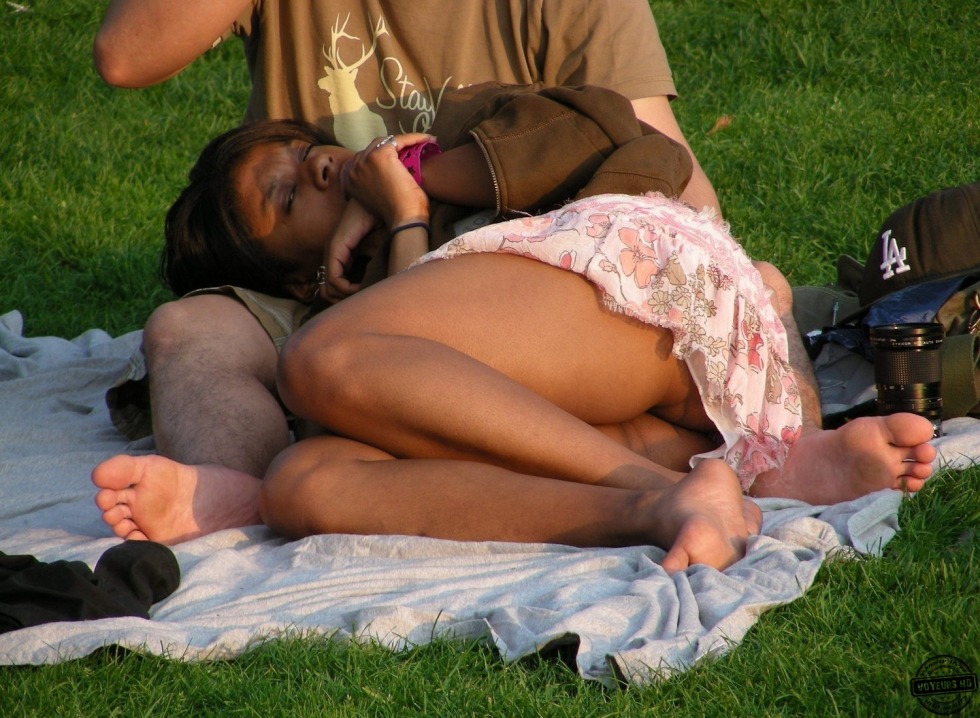 Piquant erotic moments of women in everyday life