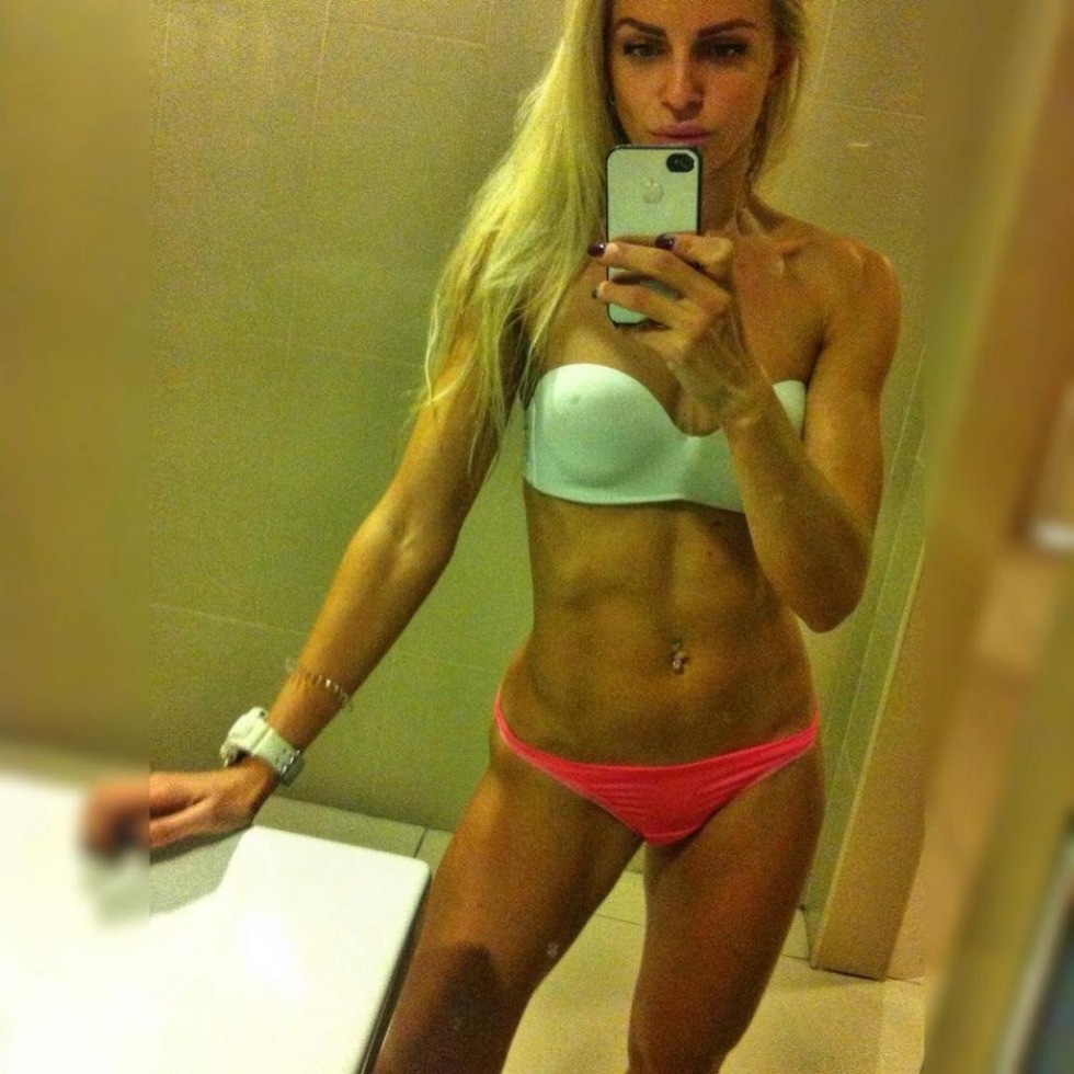 Frenchwoman Hot fuck