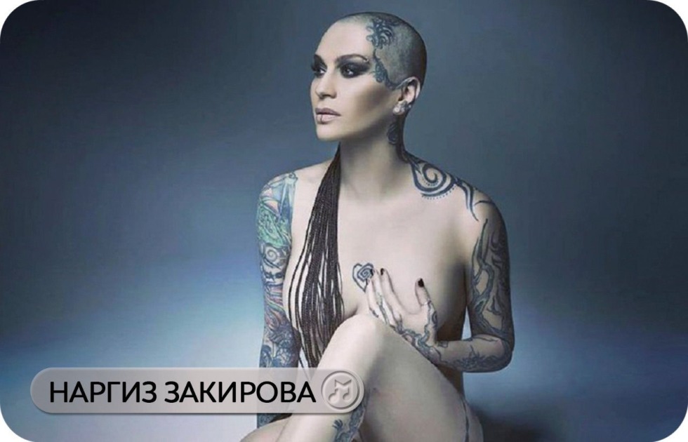 Shruti Hassan XXX Her backda