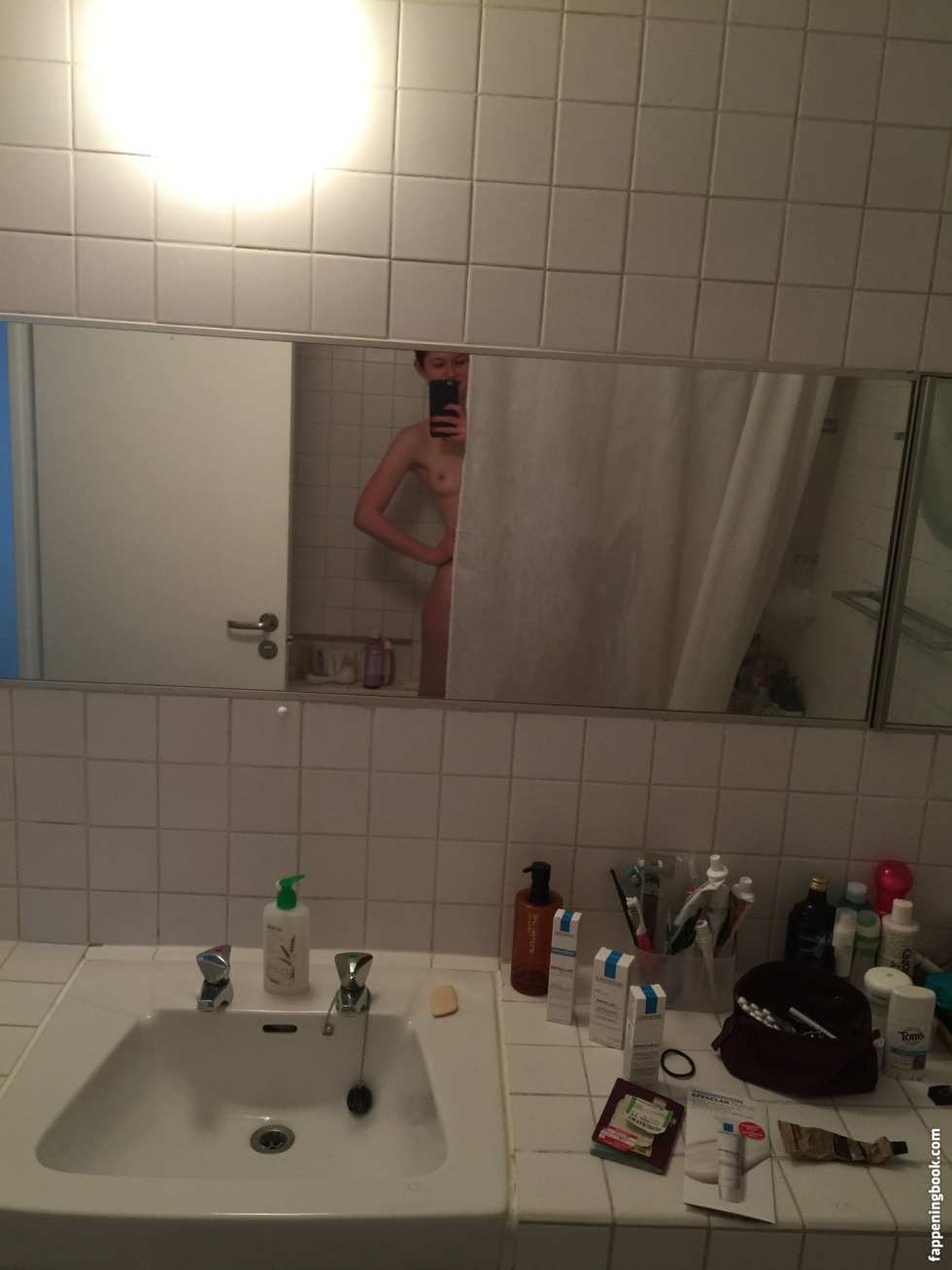 Bonnie Wright Pornstar