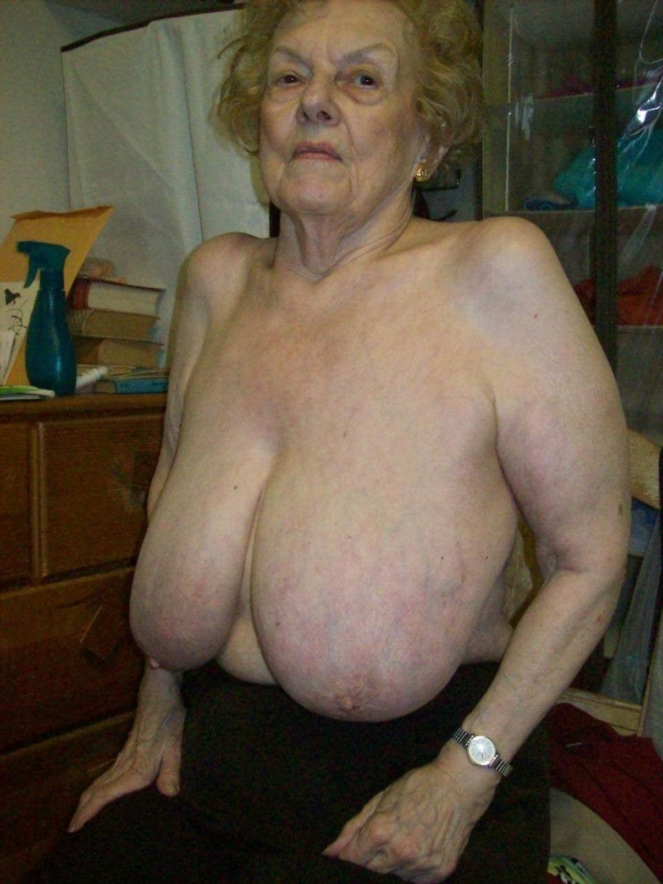 Old Grannies Sex with Big Floppy Tits (87 photos)