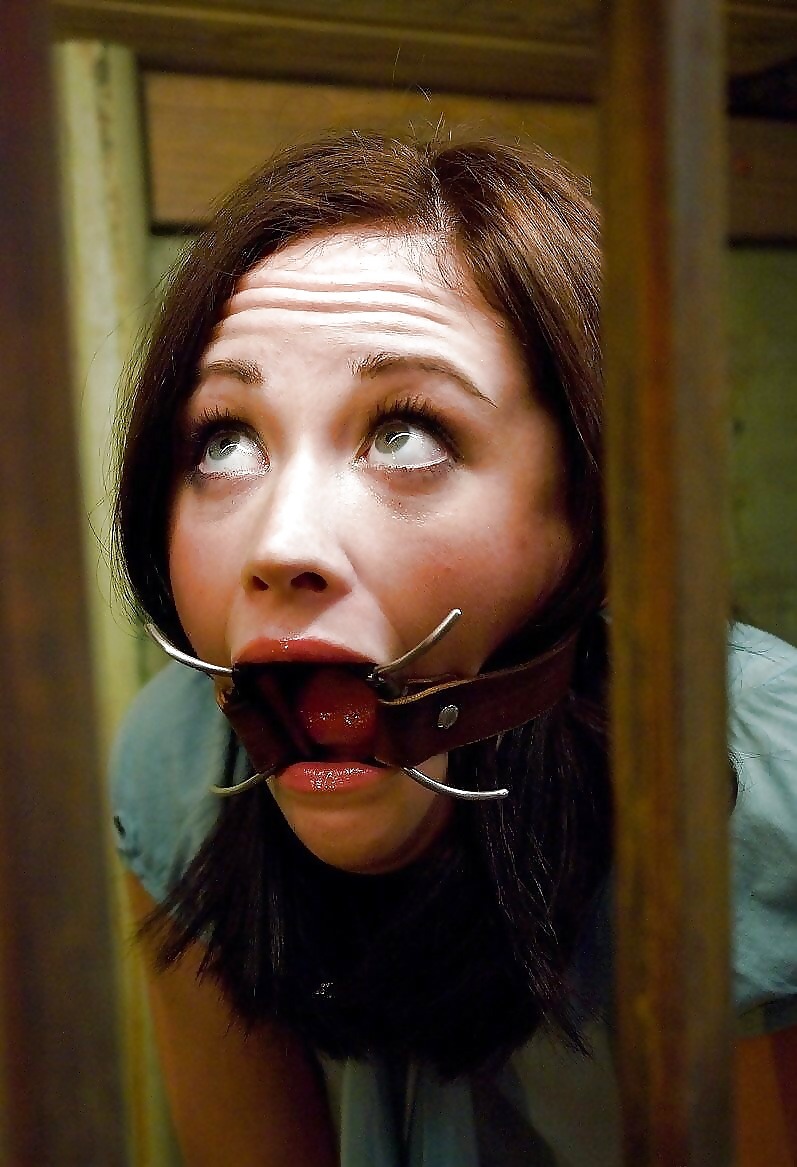 Expand for the mouth of a slave