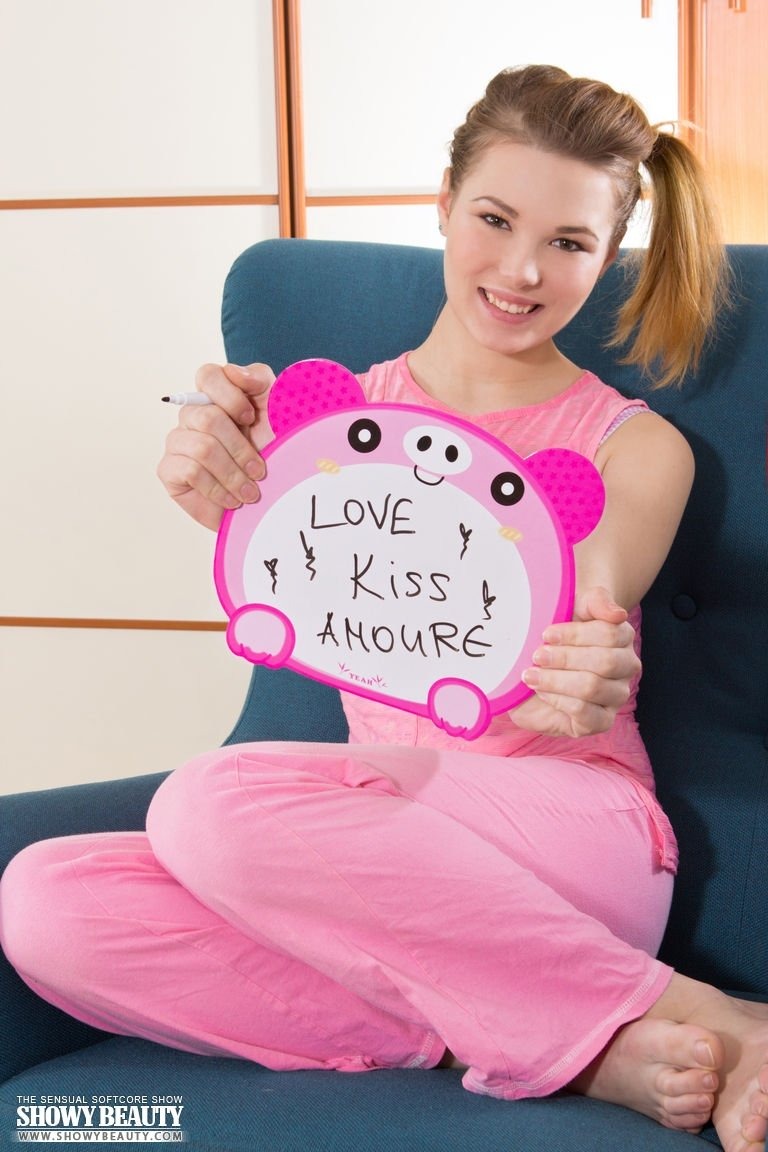 Victoria Valmer Model