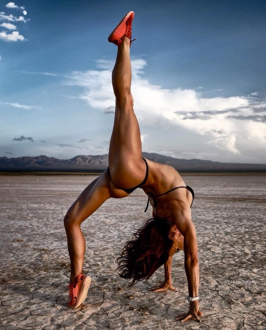 Priscilla Lopez model