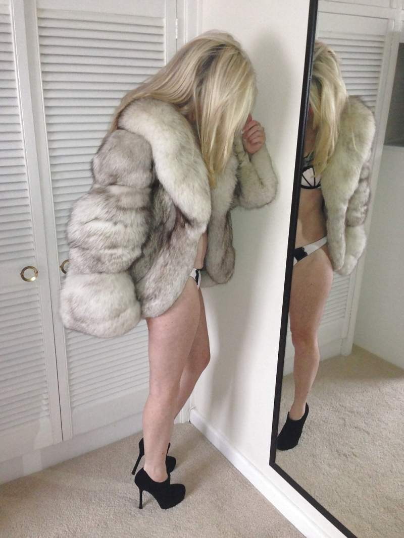 Fetish fur big boobs