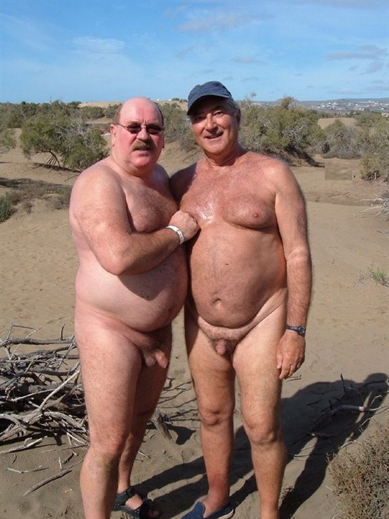 Mature nudists with men