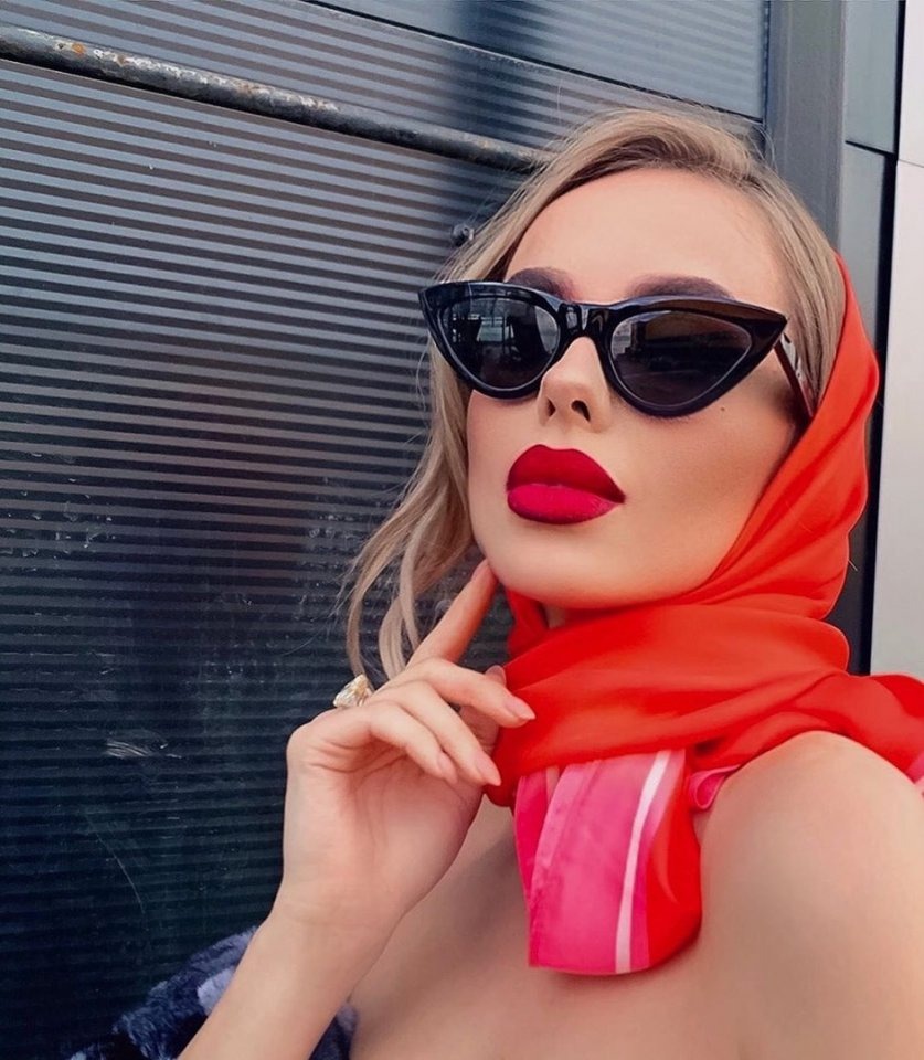 Besfamile Katerina Kitel