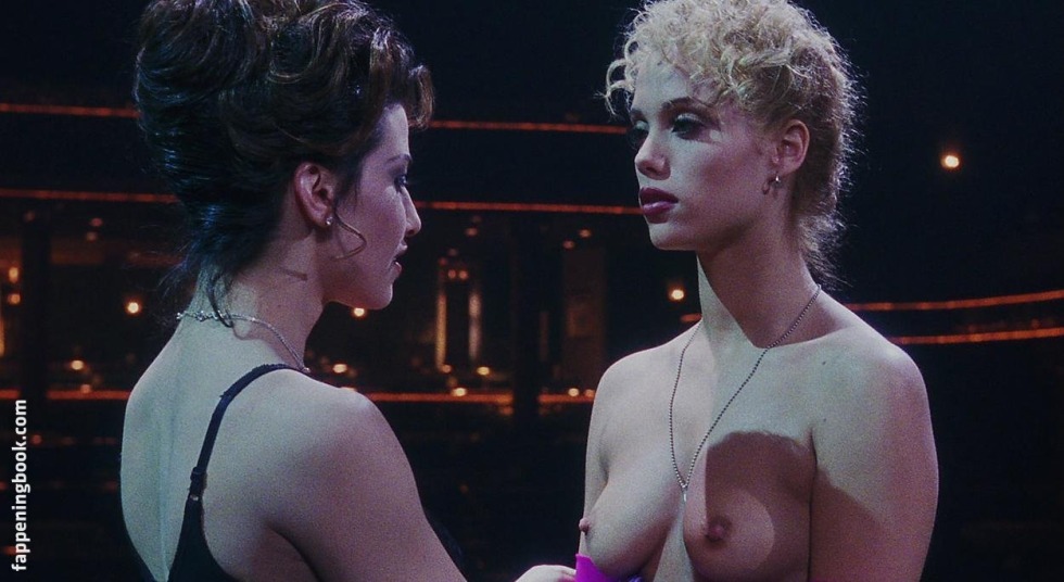 Elizabeth Berkeley striptease