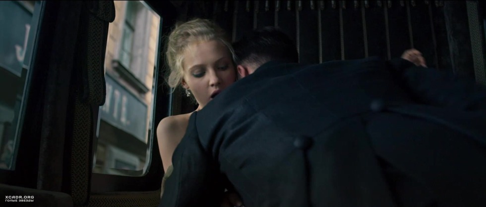 Julia Khlynina Erotic scenes