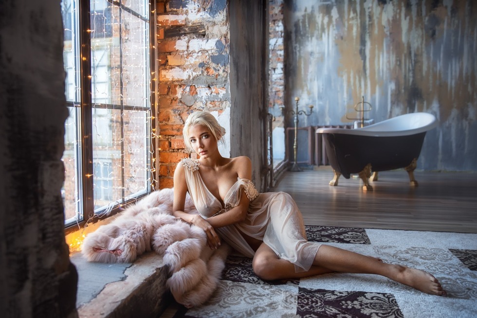 Ekaterina Shiryaeva Lesbos