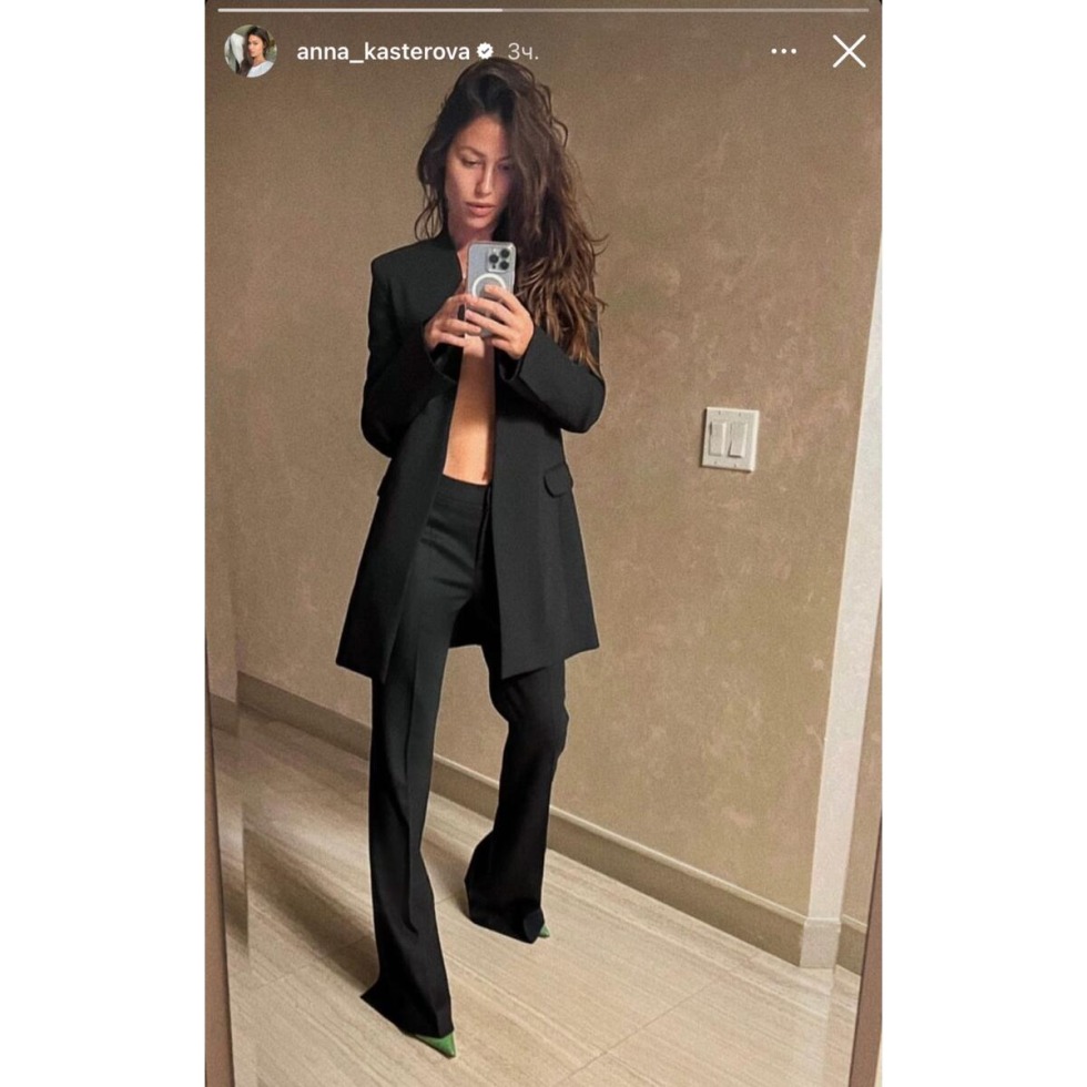 Anna Kasterova is hot