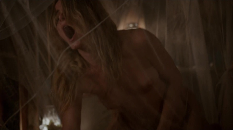 Valentina Novakovich naked