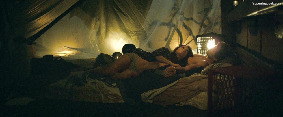 Marie Augeropoulos is naked