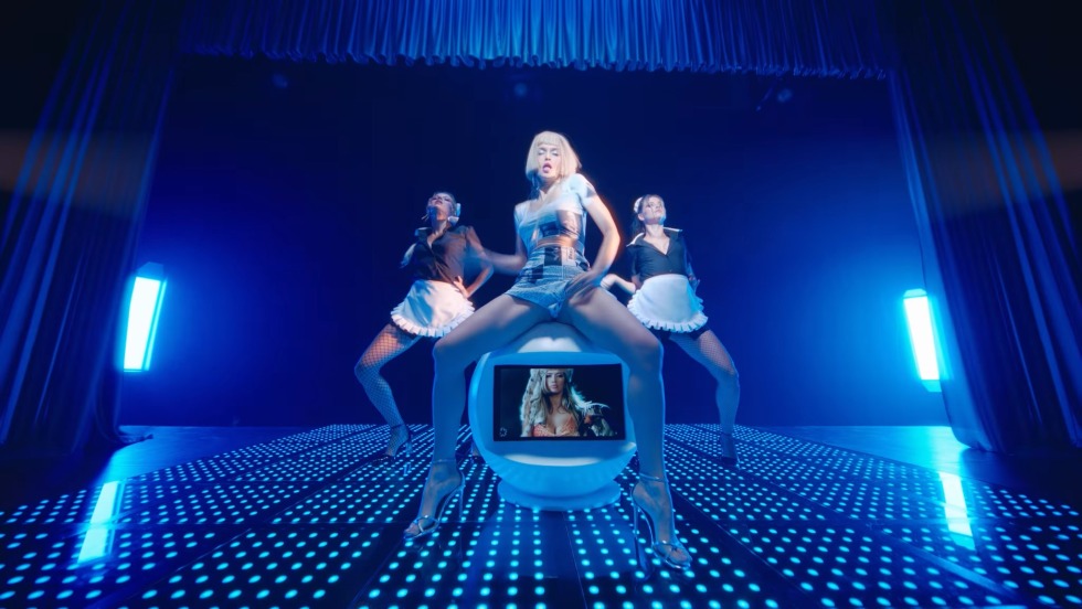 Vera Brezhneva at sea