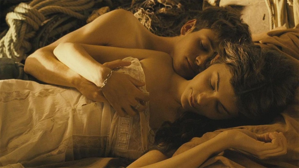 Long engagement film 2004