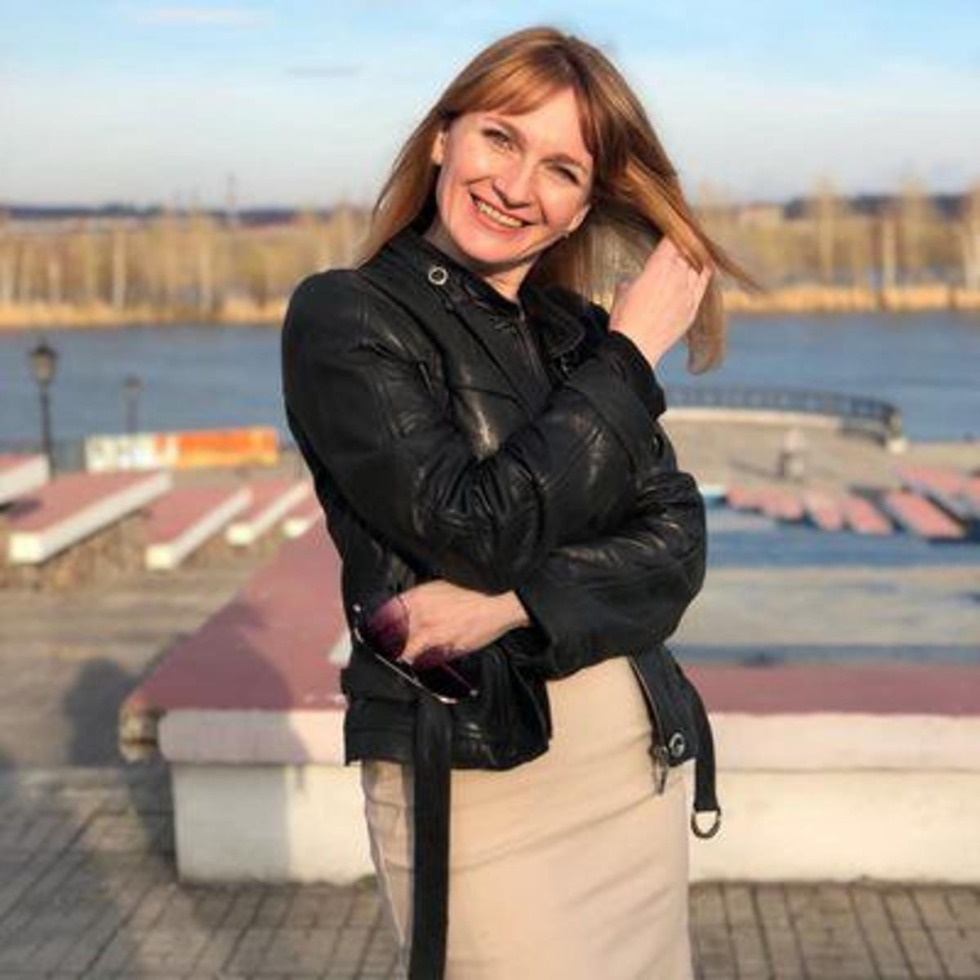 Nastya Ivleeva priest