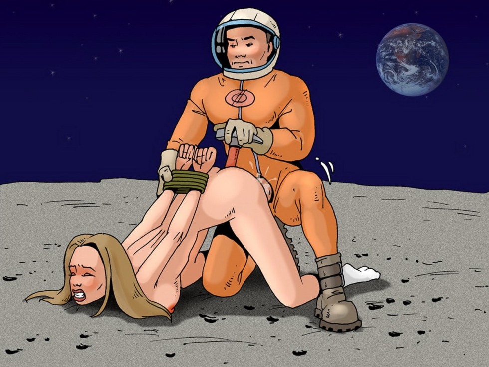 Porn with blondes on the beach