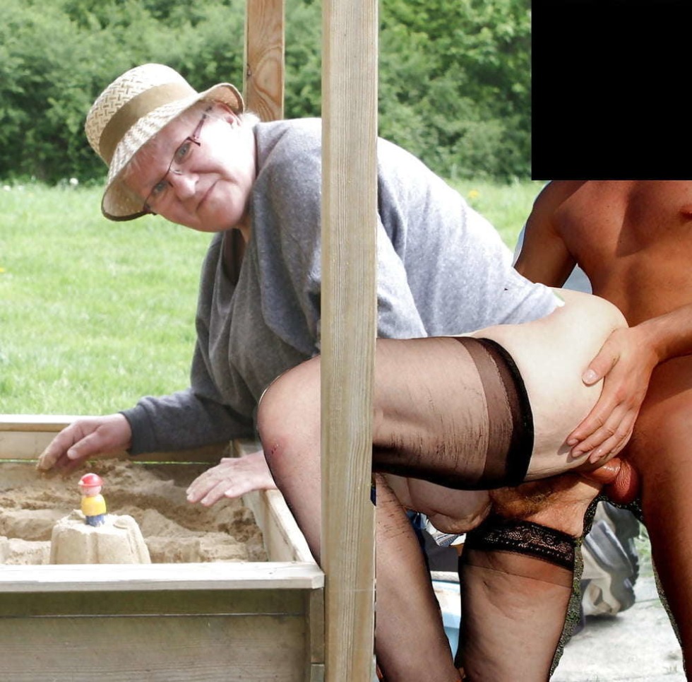 Fucked mature in the car