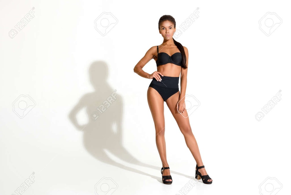 Natural women Posing Stand Tom No. 19 Nu