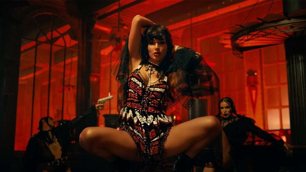 Svetlana Loboda bullet