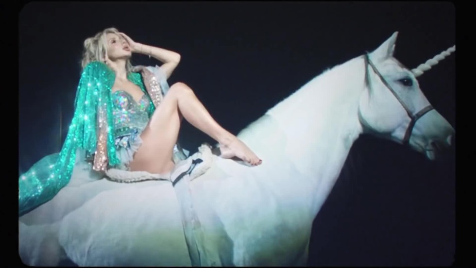 Svetlana Loboda in heels