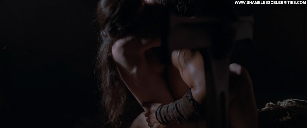 Naked Natalie Dormer in the series Tudora