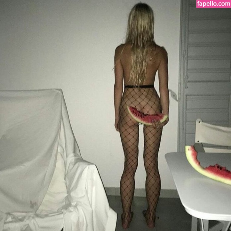 Anna Mikheeva Hofmanita Naked