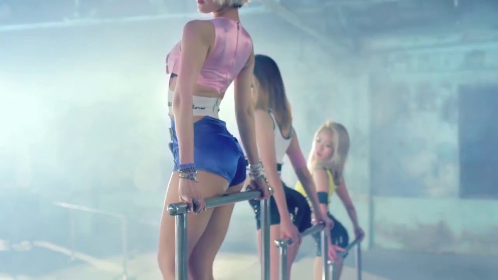 Emily Browning Sleeping Beauty