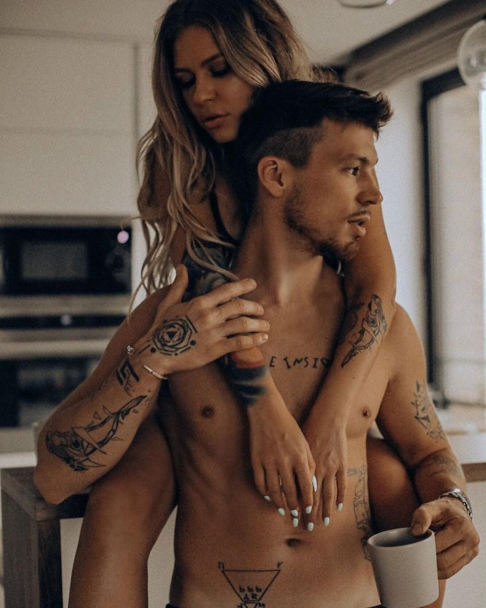 Erotic massage Rita Persik Figure