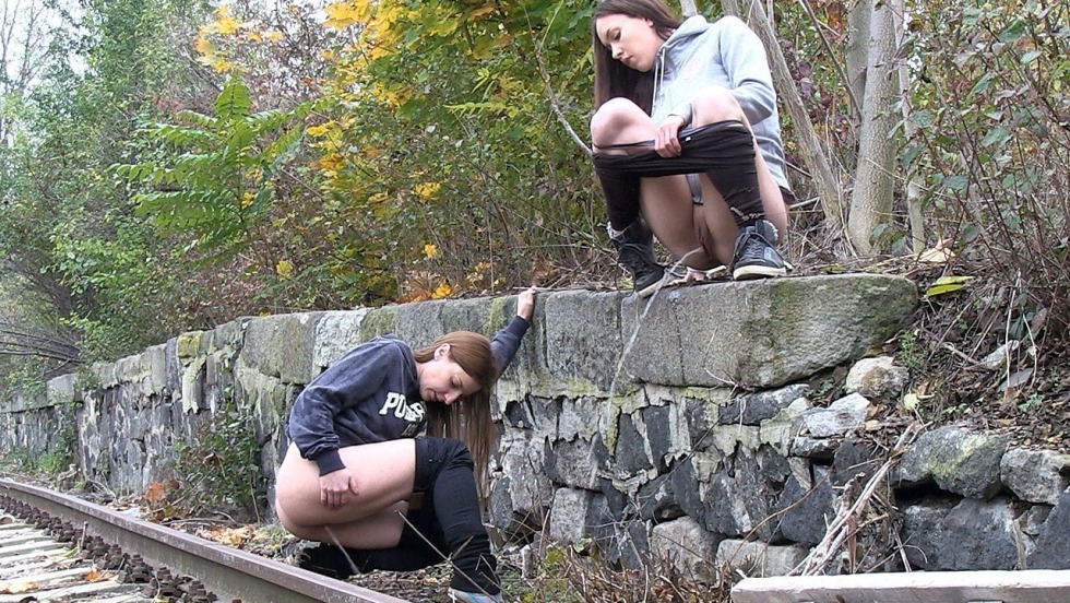 Women's pissing on the street