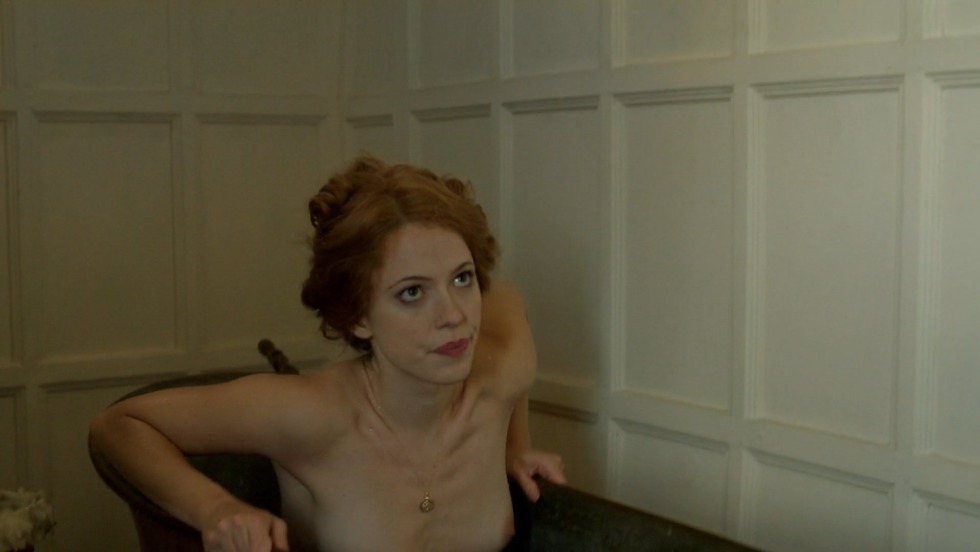 Ashlinn Yenny bed stage