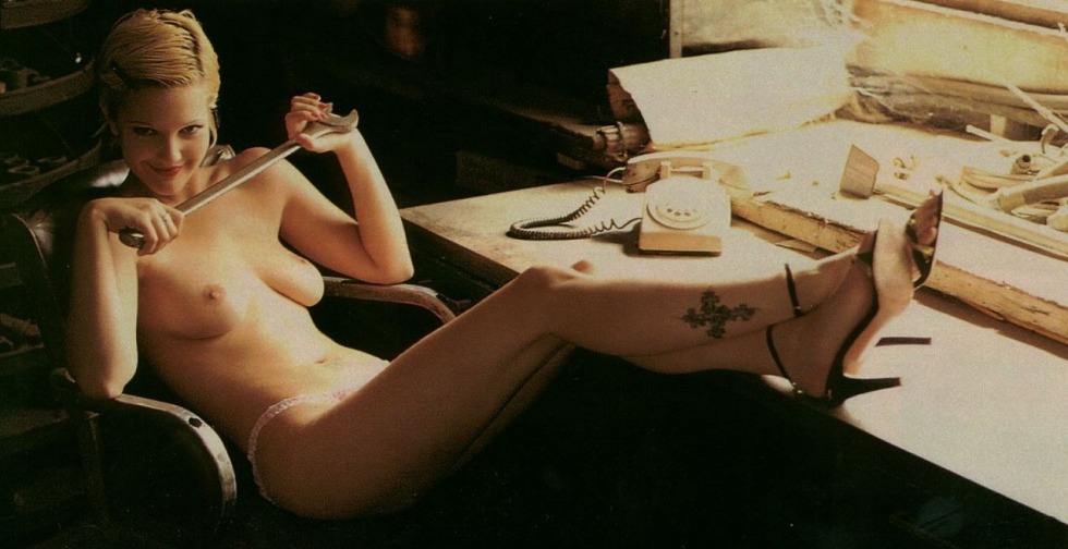 Actress Drew Barrimor Nude