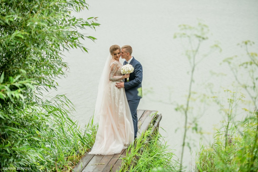 ALINA HENESSY Double penetration