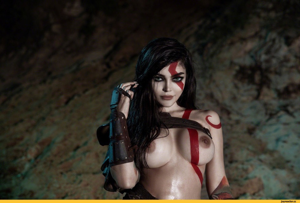 Christina "Kalinka Fox" Fiona