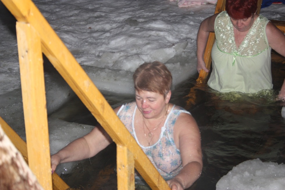 Beautiful women in a night font