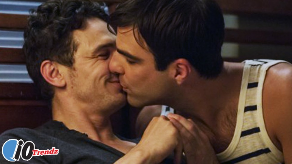 James Franco kisses the mirror