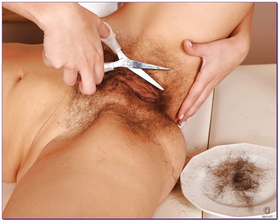 Intimate haircut women