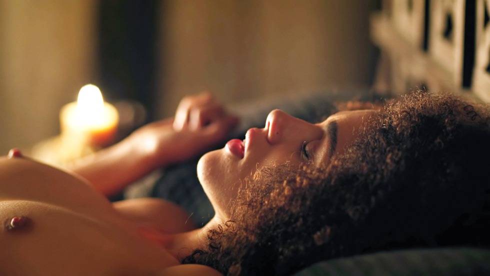 Natalie Emmanuel Holly