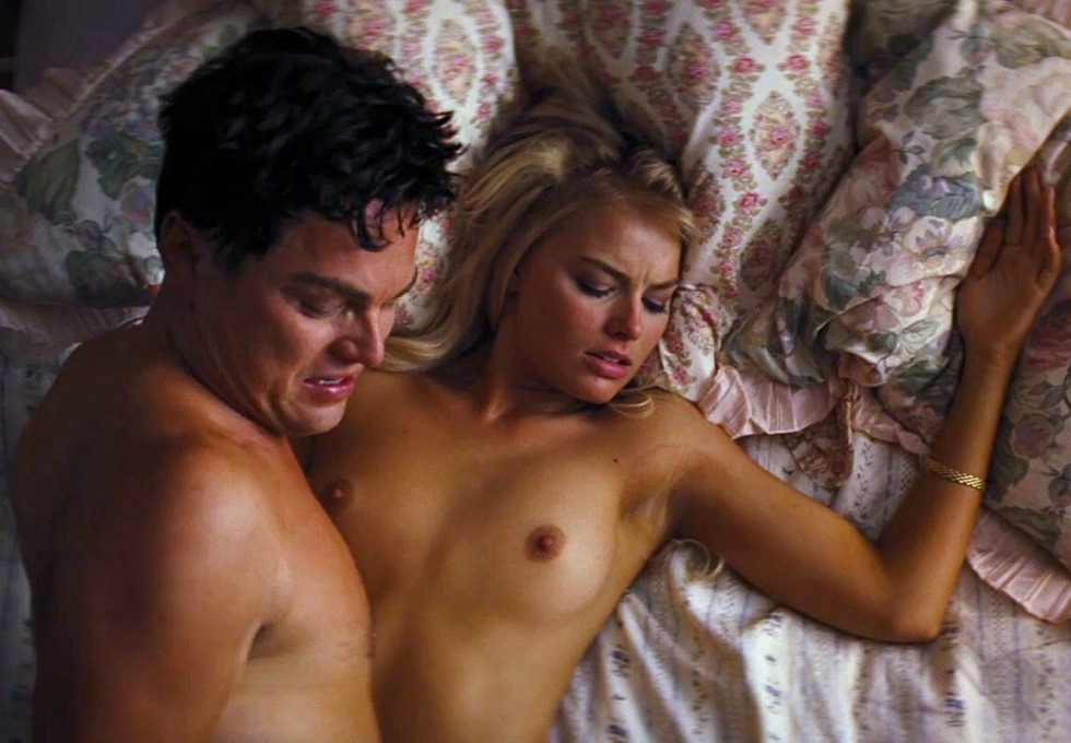 Margo Robbie Wolf with Wall Street Nude
