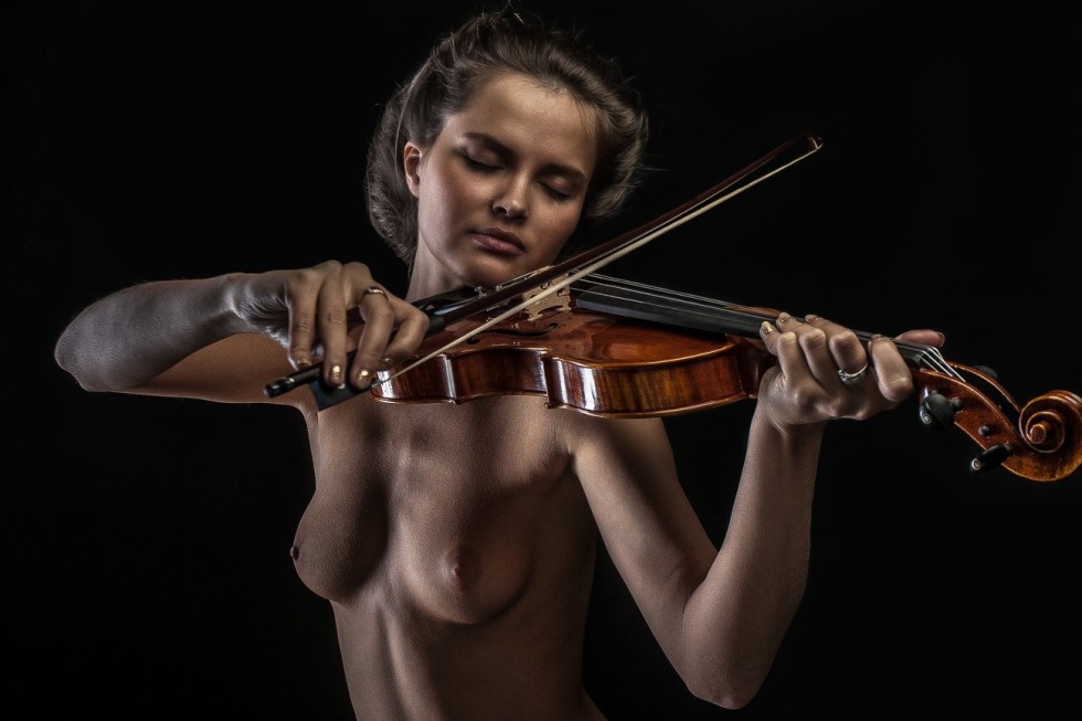 Photos naked and connected by the ropes of Nanao from Blich