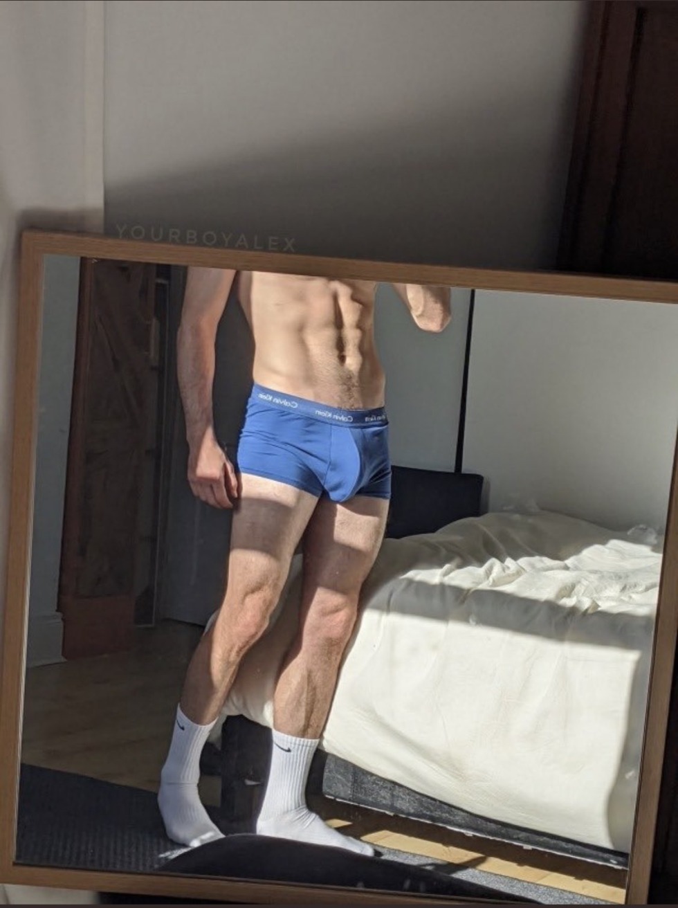 Kendra Last sleeps naked