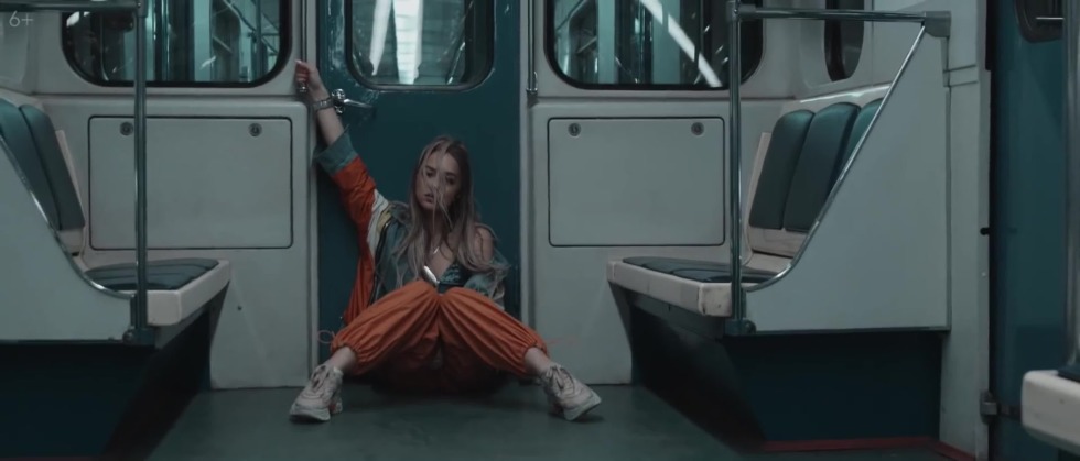 Marie Krymbreri with a dog