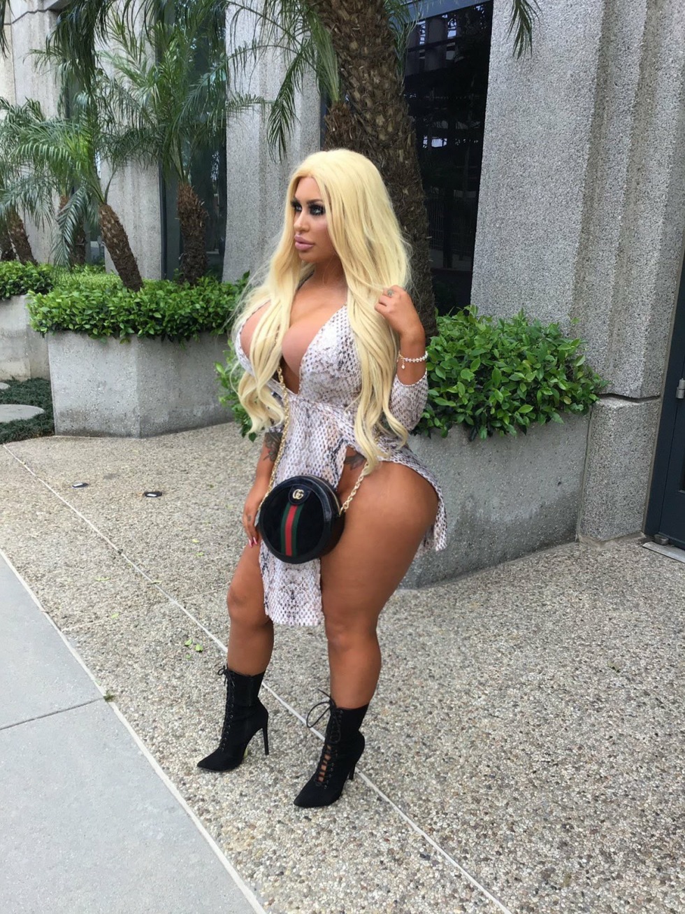 Alicia Amir Bimbo 2020