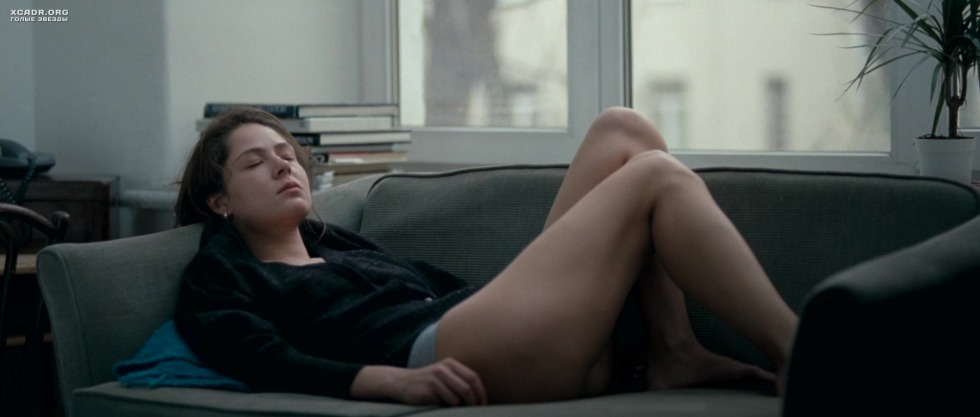 Emily Browning Sleeping Beauty