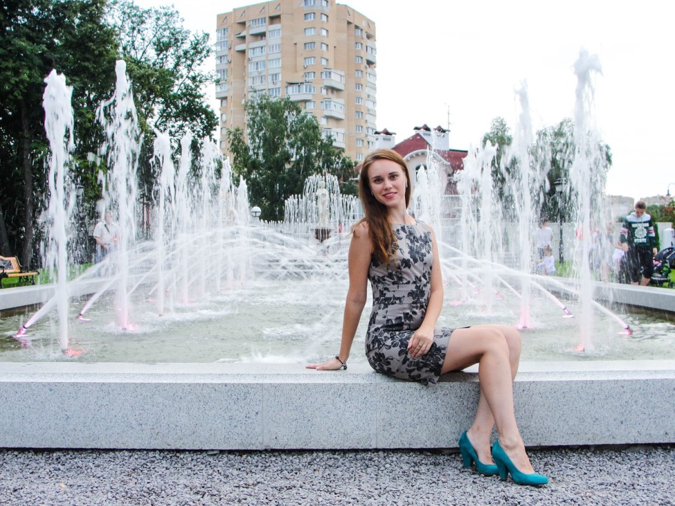 Woman legs on the table